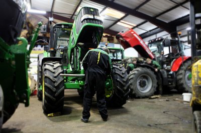 Як перевірити трактор на працездатність при покупці