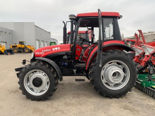 Мінітрактор YTO EX 854 з кабіною